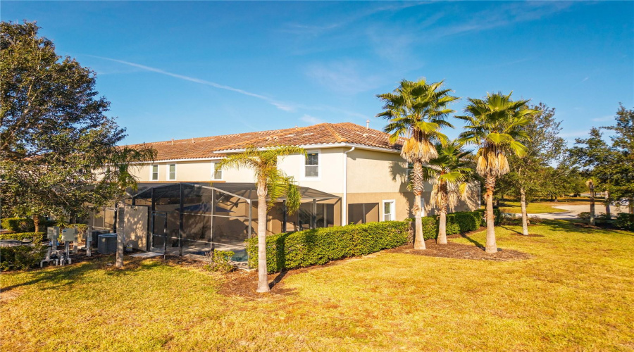 DAVENPORT, Florida 33837, 5 Bedrooms Bedrooms, ,5 BathroomsBathrooms,Residential,For Sale,TERRASONESTA DRIVE,0,MFRO6365924