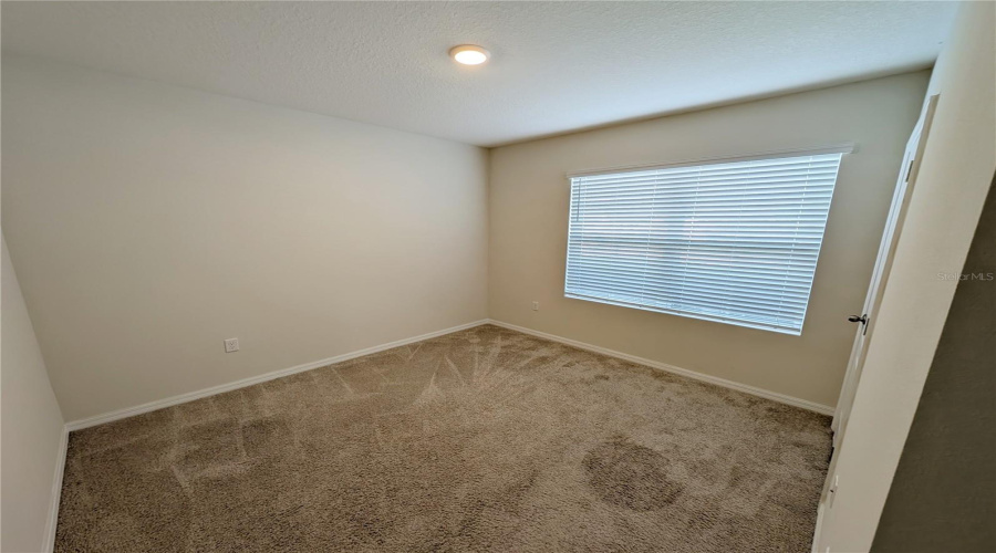 KISSIMMEE, Florida 34747, 4 Bedrooms Bedrooms, ,2 BathroomsBathrooms,Residential,For Sale,WHITE LILLY,0,MFRS5128227