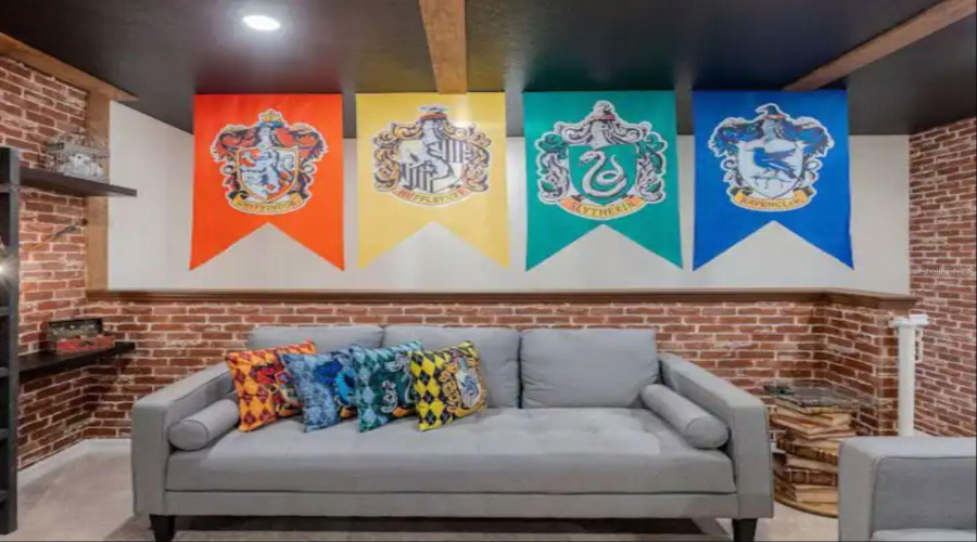 DAVENPORT, Florida 33897, 5 Bedrooms Bedrooms, ,4 BathroomsBathrooms,Residential,For Sale,PARADISE,0,MFRO6303324