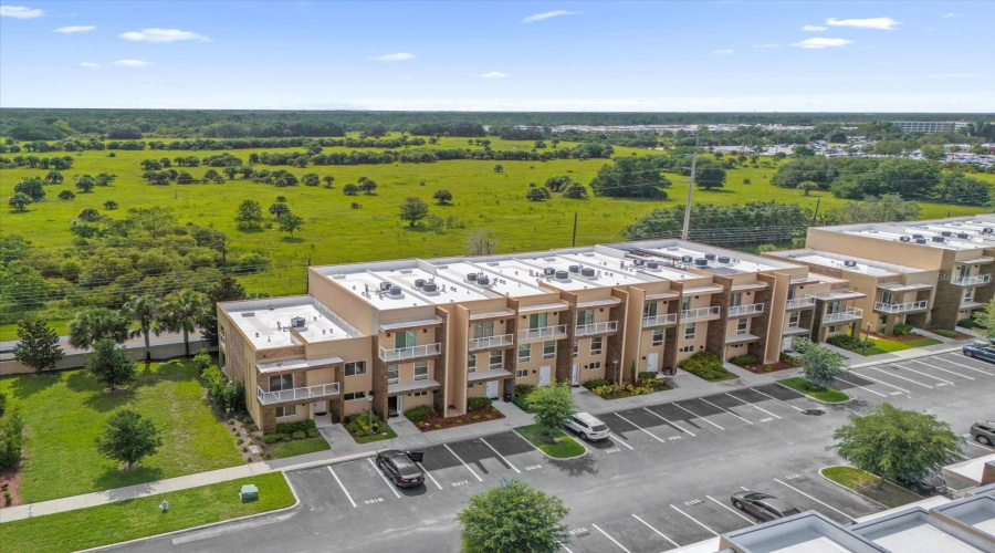 KISSIMMEE, Florida 34747, 3 Bedrooms Bedrooms, ,3 BathroomsBathrooms,Residential,For Sale,BRASILIA,0,MFRO6365782