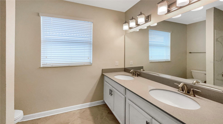 DAVENPORT, Florida 33896, 4 Bedrooms Bedrooms, ,3 BathroomsBathrooms,Residential,For Sale,FAZIO,0,MFRO6366155