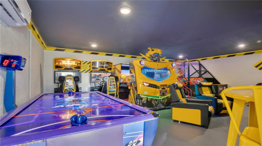 REUNION, Florida 34747, 6 Bedrooms Bedrooms, ,5 BathroomsBathrooms,Residential,For Sale,COROLLA,0,MFRO6274124