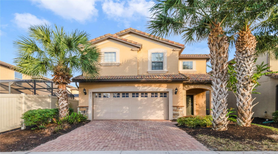 Welcome to an extraordinary opportunity in the GUARD-GATED RESORT-STYLE community of Windsor at Westside—a beautifully maintained 6-bedroom, 4.5-bath retreat offering over 3,800 SQUARE FEET of luxurious living space.