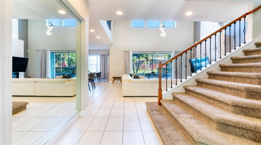 ORLANDO, Florida 32836, 4 Bedrooms Bedrooms, ,4 BathroomsBathrooms,Residential,For Sale,ROYAL ESTATES,0,MFRO6363896