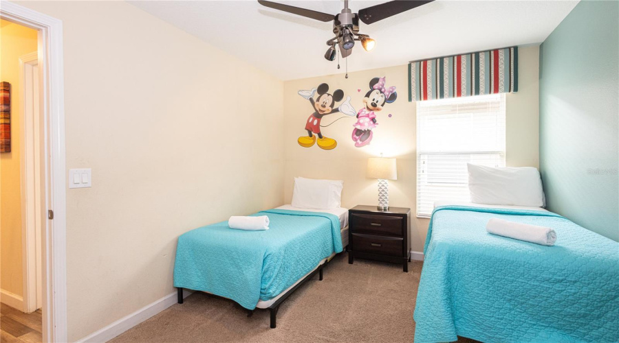 KISSIMMEE, Florida 34747, 6 Bedrooms Bedrooms, ,5 BathroomsBathrooms,Residential,For Sale,BUCCANEER PALM,0,MFRO6365822