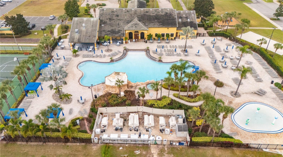 KISSIMMEE, Florida 34747, 6 Bedrooms Bedrooms, ,5 BathroomsBathrooms,Residential,For Sale,BUCCANEER PALM,0,MFRO6365822