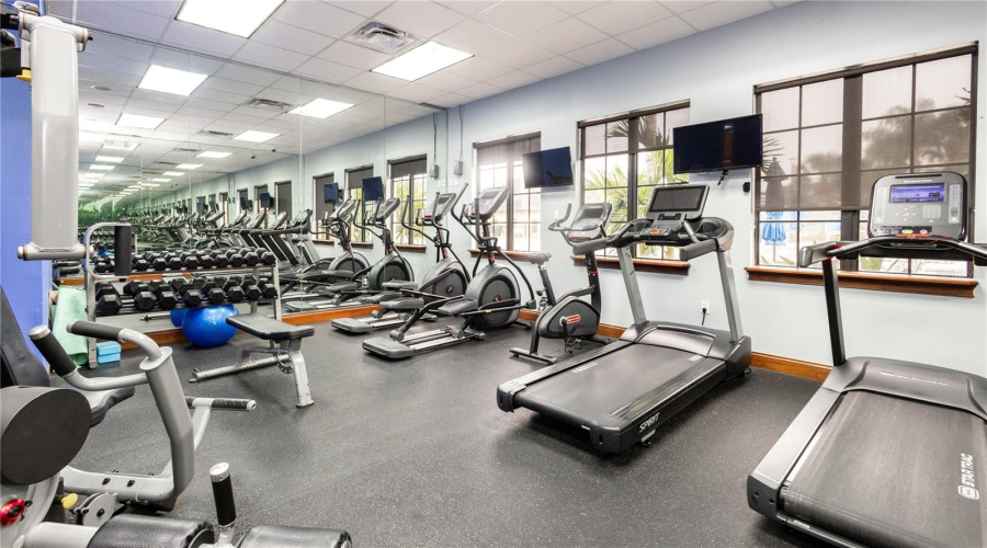 KISSIMMEE, Florida 34747, 6 Bedrooms Bedrooms, ,5 BathroomsBathrooms,Residential,For Sale,BUCCANEER PALM,0,MFRO6365822