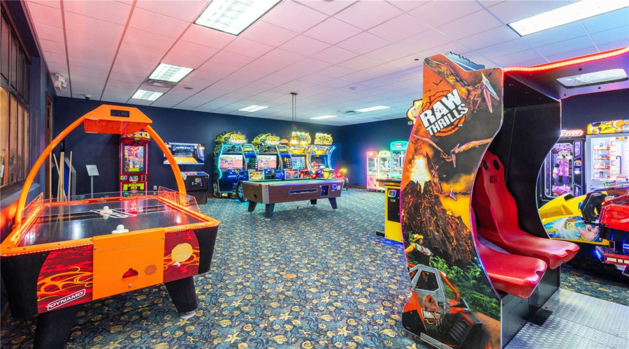 KISSIMMEE, Florida 34747, 6 Bedrooms Bedrooms, ,5 BathroomsBathrooms,Residential,For Sale,BUCCANEER PALM,0,MFRO6365822