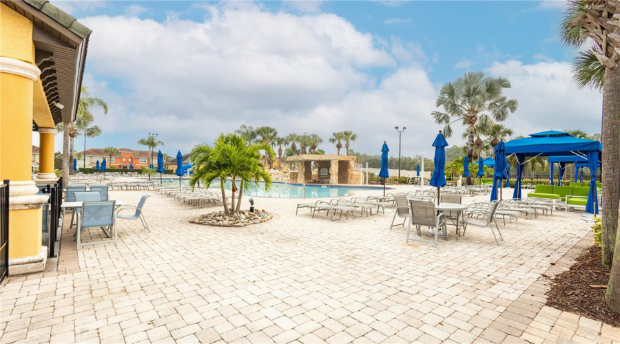 KISSIMMEE, Florida 34747, 6 Bedrooms Bedrooms, ,5 BathroomsBathrooms,Residential,For Sale,BUCCANEER PALM,0,MFRO6365822