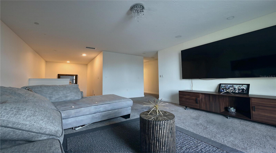 DAVENPORT, Florida 33837, 5 Bedrooms Bedrooms, ,2 BathroomsBathrooms,Residential,For Sale,TAFT,0,MFRO6338608