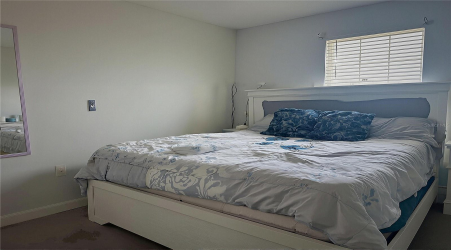 DAVENPORT, Florida 33837, 5 Bedrooms Bedrooms, ,2 BathroomsBathrooms,Residential,For Sale,TAFT,0,MFRO6338608