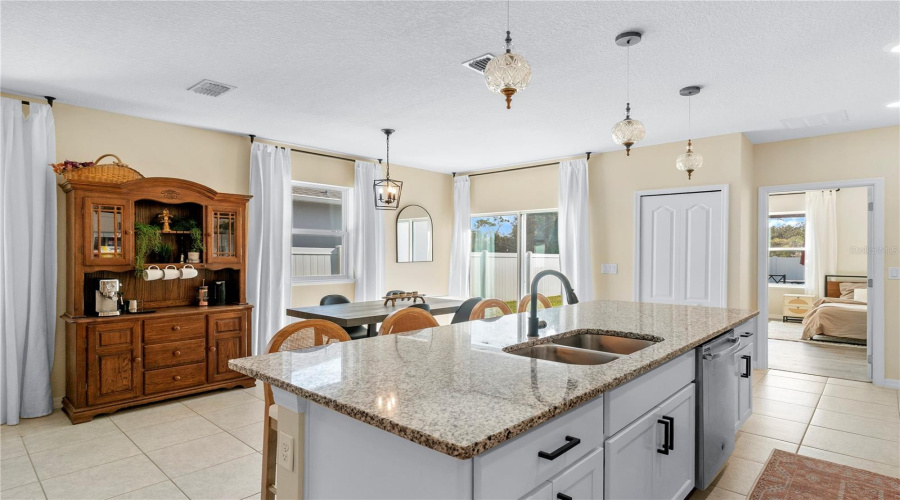 KISSIMMEE, Florida 34746, 3 Bedrooms Bedrooms, ,2 BathroomsBathrooms,Residential,For Sale,DESERT ROSE,0,MFRO6366296