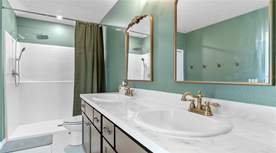 KISSIMMEE, Florida 34746, 3 Bedrooms Bedrooms, ,2 BathroomsBathrooms,Residential,For Sale,DESERT ROSE,0,MFRO6366296