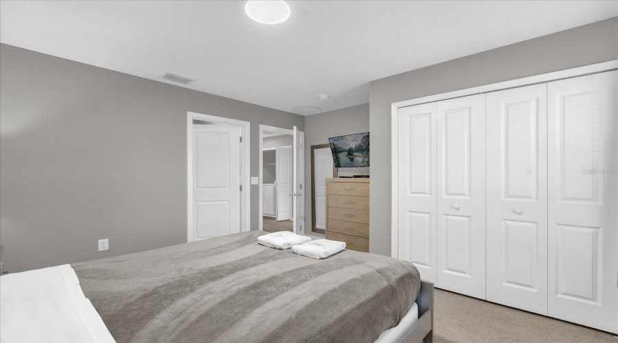 KISSIMMEE, Florida 34746, 4 Bedrooms Bedrooms, ,3 BathroomsBathrooms,Residential,For Sale,LE REVE,0,MFRS5140029