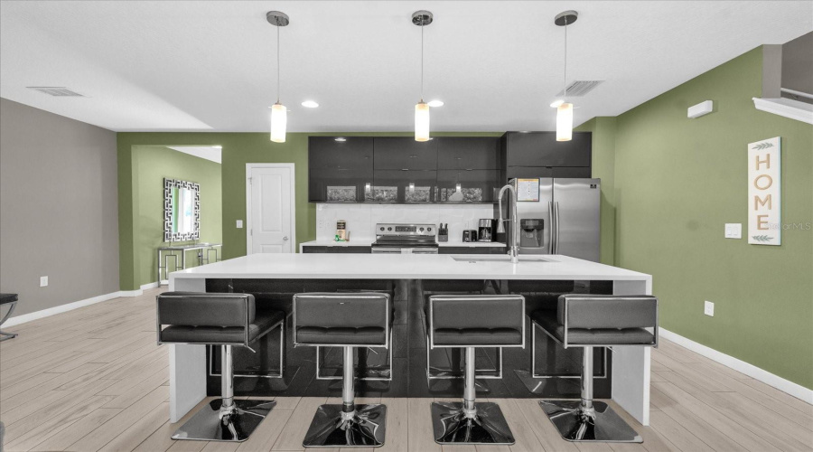 KISSIMMEE, Florida 34746, 4 Bedrooms Bedrooms, ,3 BathroomsBathrooms,Residential,For Sale,LE REVE,0,MFRS5140029