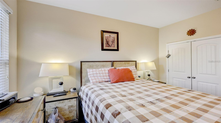 KISSIMMEE, Florida 34746, 4 Bedrooms Bedrooms, ,2 BathroomsBathrooms,Residential,For Sale,OYSTER BAY,0,MFRO6365978