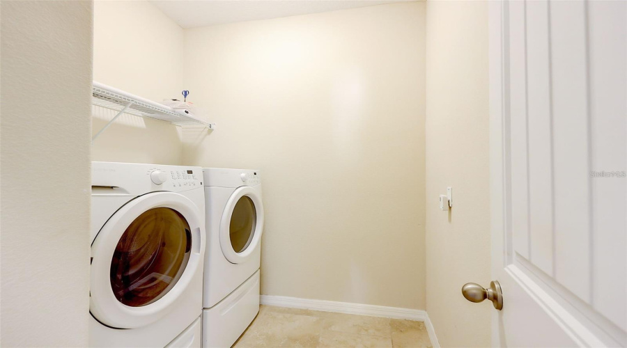 KISSIMMEE, Florida 34746, 4 Bedrooms Bedrooms, ,2 BathroomsBathrooms,Residential,For Sale,OYSTER BAY,0,MFRO6365978