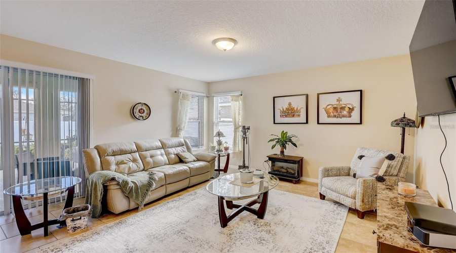 KISSIMMEE, Florida 34746, 4 Bedrooms Bedrooms, ,2 BathroomsBathrooms,Residential,For Sale,OYSTER BAY,0,MFRO6365978