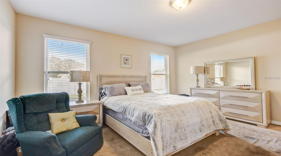 KISSIMMEE, Florida 34746, 4 Bedrooms Bedrooms, ,2 BathroomsBathrooms,Residential,For Sale,OYSTER BAY,0,MFRO6365978