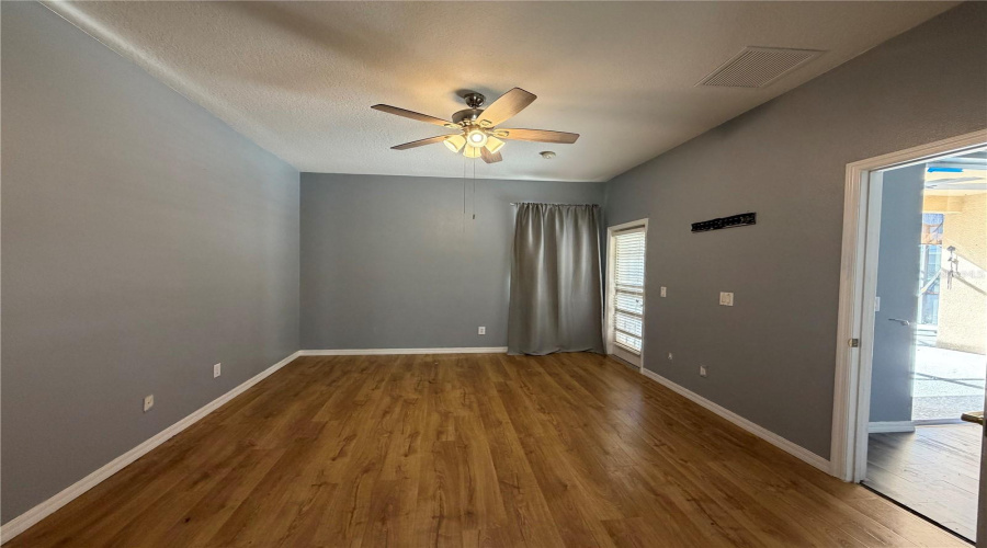 DAVENPORT, Florida 33897, 4 Bedrooms Bedrooms, ,3 BathroomsBathrooms,Residential,For Sale,MONTARA,0,MFRTB8455247