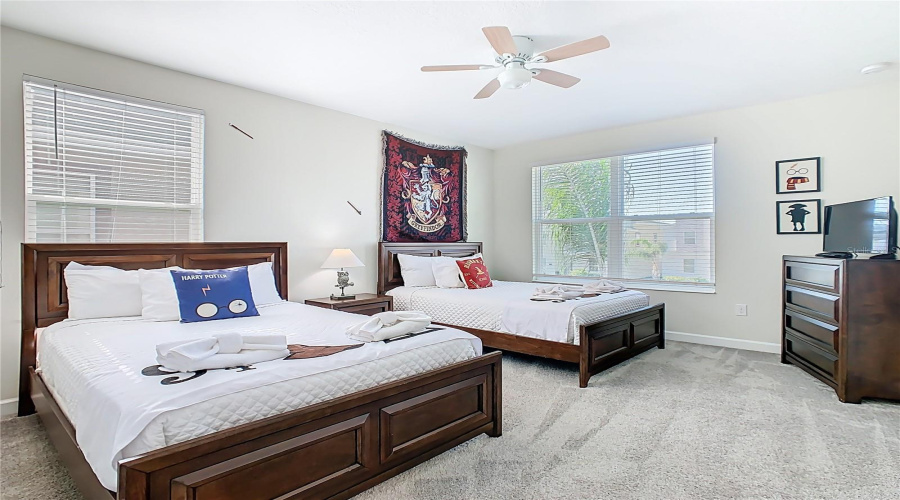 DAVENPORT, Florida 33896, 5 Bedrooms Bedrooms, ,5 BathroomsBathrooms,Residential,For Sale,DROP SHOT,0,MFRG5104948