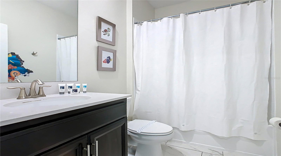 DAVENPORT, Florida 33896, 5 Bedrooms Bedrooms, ,5 BathroomsBathrooms,Residential,For Sale,DROP SHOT,0,MFRG5104948