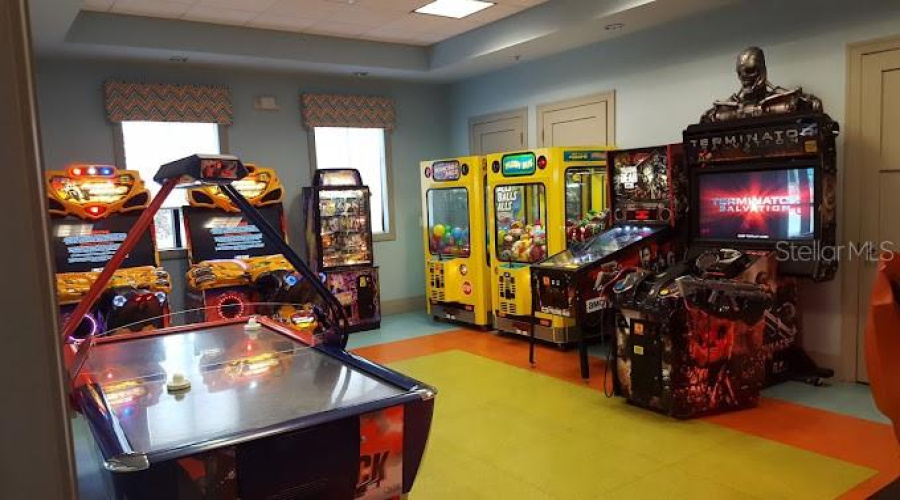 DAVENPORT, Florida 33896, 5 Bedrooms Bedrooms, ,5 BathroomsBathrooms,Residential,For Sale,DROP SHOT,0,MFRG5104948