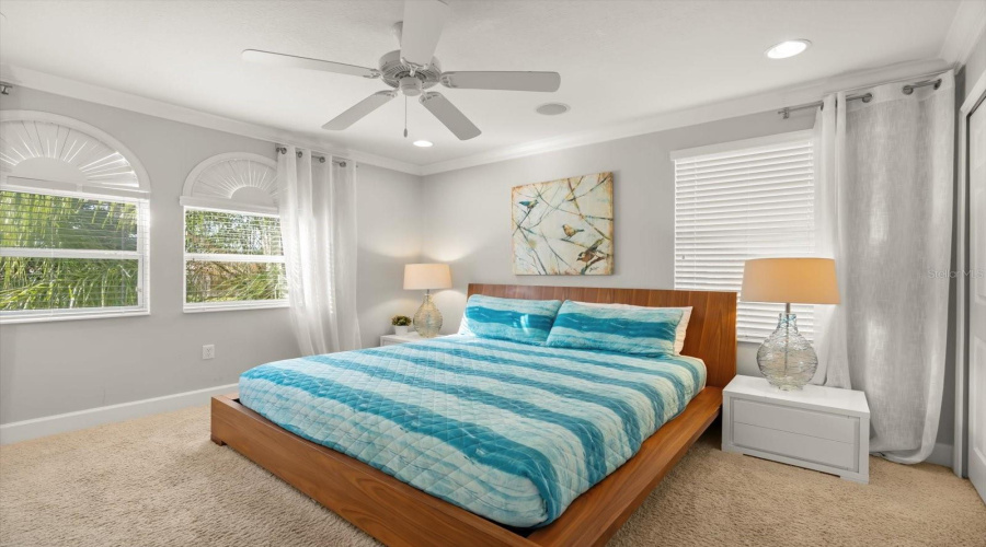 DAVENPORT, Florida 33837, 6 Bedrooms Bedrooms, ,5 BathroomsBathrooms,Residential,For Sale,ORANGE COSMOS,0,MFRO6365702