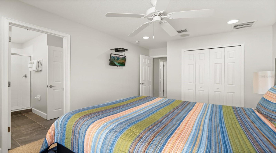 DAVENPORT, Florida 33837, 6 Bedrooms Bedrooms, ,5 BathroomsBathrooms,Residential,For Sale,ORANGE COSMOS,0,MFRO6365702