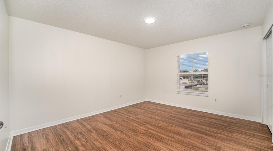 DAVENPORT, Florida 33896, 5 Bedrooms Bedrooms, ,2 BathroomsBathrooms,Residential,For Sale,VERDI,0,MFRO6351086