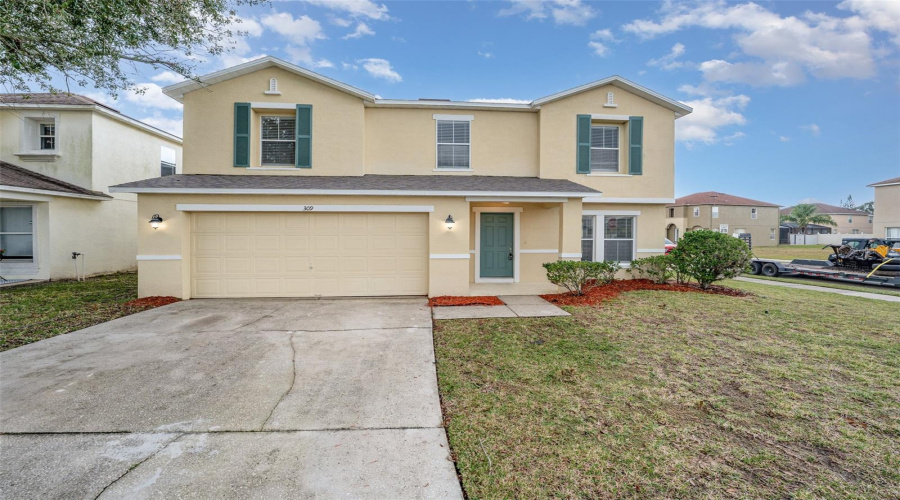 DAVENPORT, Florida 33896, 5 Bedrooms Bedrooms, ,2 BathroomsBathrooms,Residential,For Sale,VERDI,0,MFRO6351086