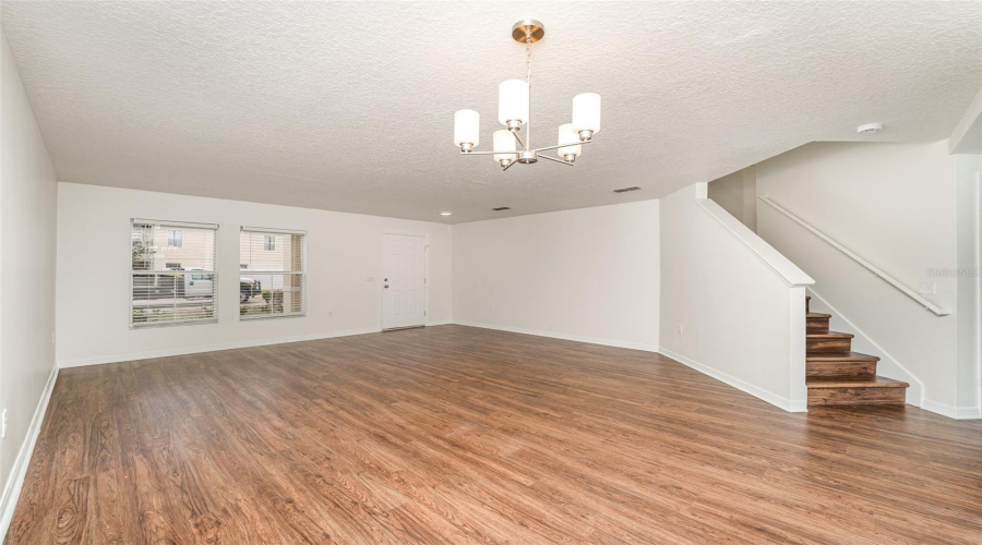 DAVENPORT, Florida 33896, 5 Bedrooms Bedrooms, ,2 BathroomsBathrooms,Residential,For Sale,VERDI,0,MFRO6351086