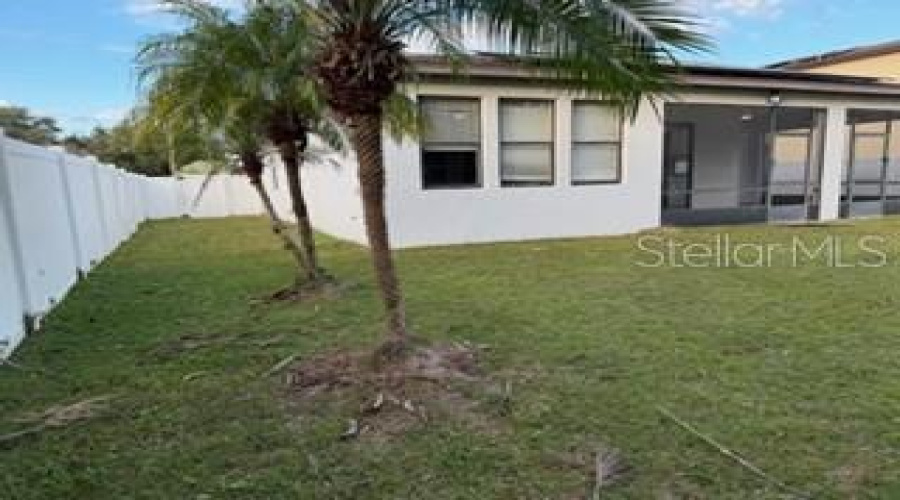 KISSIMMEE, Florida 34746, 3 Bedrooms Bedrooms, ,2 BathroomsBathrooms,Residential,For Sale,EAGLE CLIFF,0,MFRS5140043