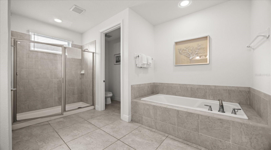 Primary Ensuite Bath