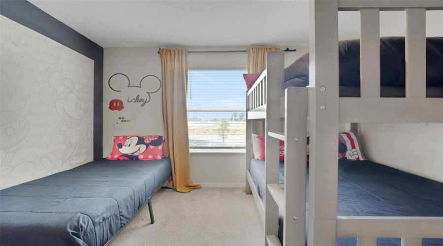 DAVENPORT, Florida 33897, 6 Bedrooms Bedrooms, ,4 BathroomsBathrooms,Residential,For Sale,KAIPO,0,MFRO6365374