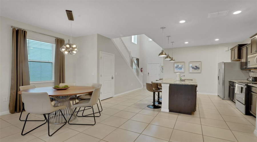 DAVENPORT, Florida 33897, 6 Bedrooms Bedrooms, ,4 BathroomsBathrooms,Residential,For Sale,KAIPO,0,MFRO6365374