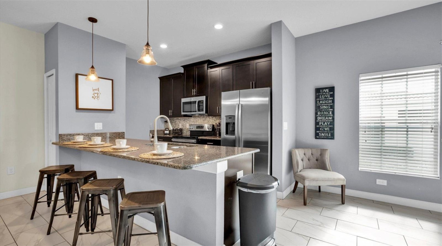 KISSIMMEE, Florida 34746, 5 Bedrooms Bedrooms, ,4 BathroomsBathrooms,Residential,For Sale,PEQUOD,0,MFRO6355216