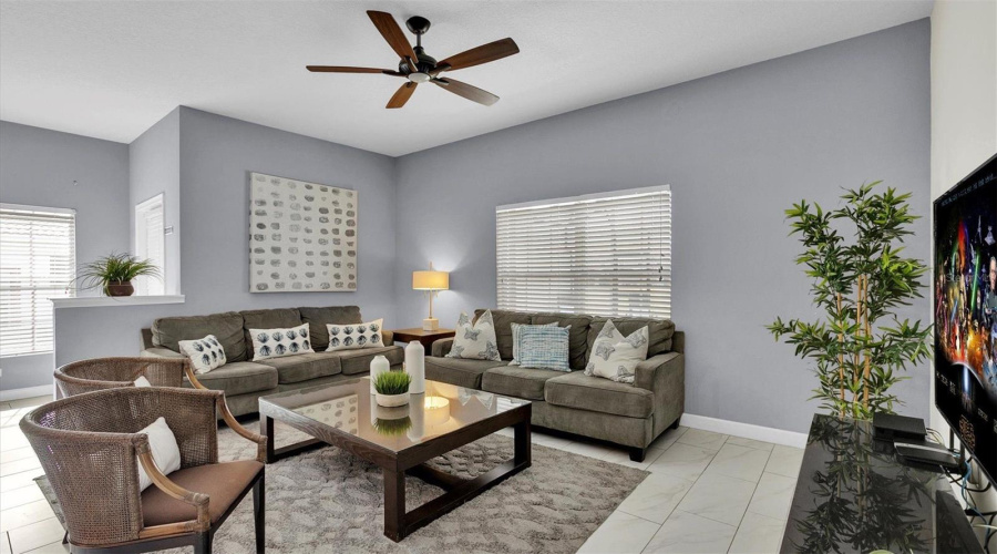 KISSIMMEE, Florida 34746, 5 Bedrooms Bedrooms, ,4 BathroomsBathrooms,Residential,For Sale,PEQUOD,0,MFRO6355216