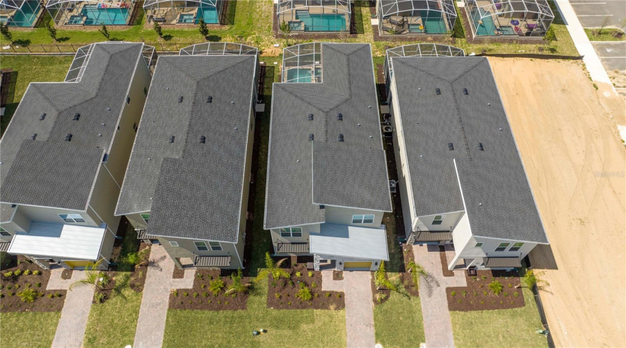 DAVENPORT, Florida 33896, 6 Bedrooms Bedrooms, ,5 BathroomsBathrooms,Residential,For Sale,TAKEAWAY,0,MFRO6313770