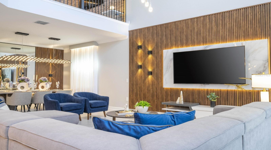 DAVENPORT, Florida 33896, 6 Bedrooms Bedrooms, ,5 BathroomsBathrooms,Residential,For Sale,TAKEAWAY,0,MFRO6313770