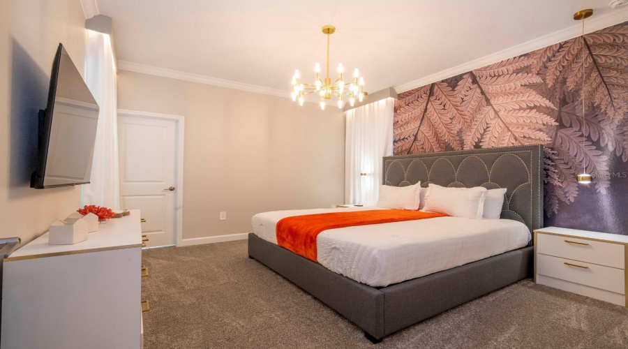 DAVENPORT, Florida 33896, 6 Bedrooms Bedrooms, ,5 BathroomsBathrooms,Residential,For Sale,TAKEAWAY,0,MFRO6313770