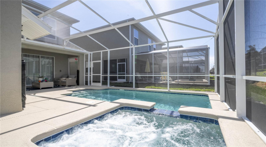 DAVENPORT, Florida 33896, 6 Bedrooms Bedrooms, ,5 BathroomsBathrooms,Residential,For Sale,TAKEAWAY,0,MFRO6313770