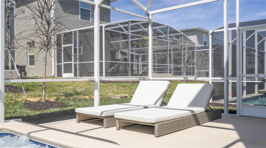 DAVENPORT, Florida 33896, 6 Bedrooms Bedrooms, ,5 BathroomsBathrooms,Residential,For Sale,TAKEAWAY,0,MFRO6313770