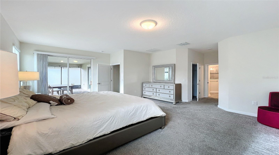 DAVENPORT, Florida 33896, 4 Bedrooms Bedrooms, ,2 BathroomsBathrooms,Residential,For Sale,BLACKWOLF RUN RD,0,MFRO6334779