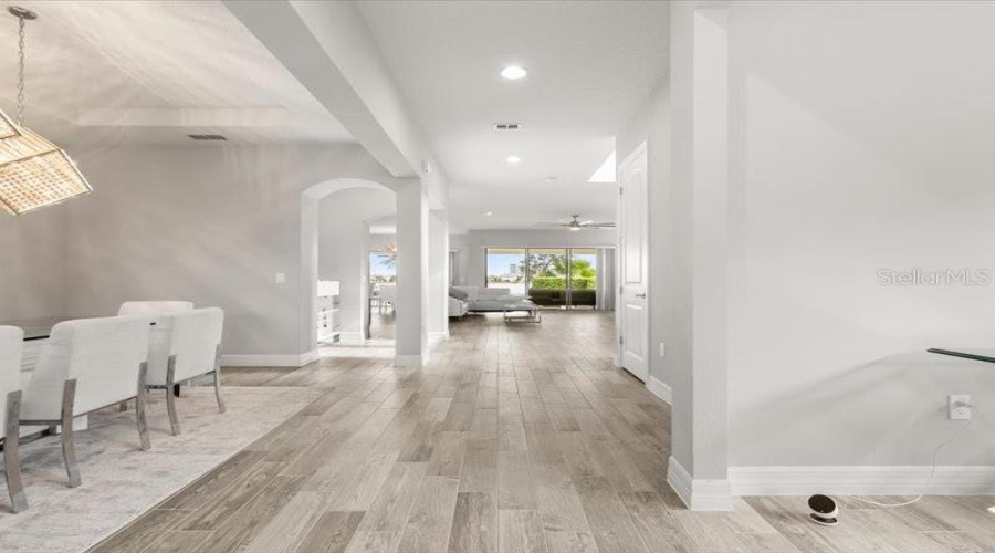 ORLANDO, Florida 32836, 5 Bedrooms Bedrooms, ,5 BathroomsBathrooms,Residential,For Sale,LEMON LAKE,0,MFRO6366645