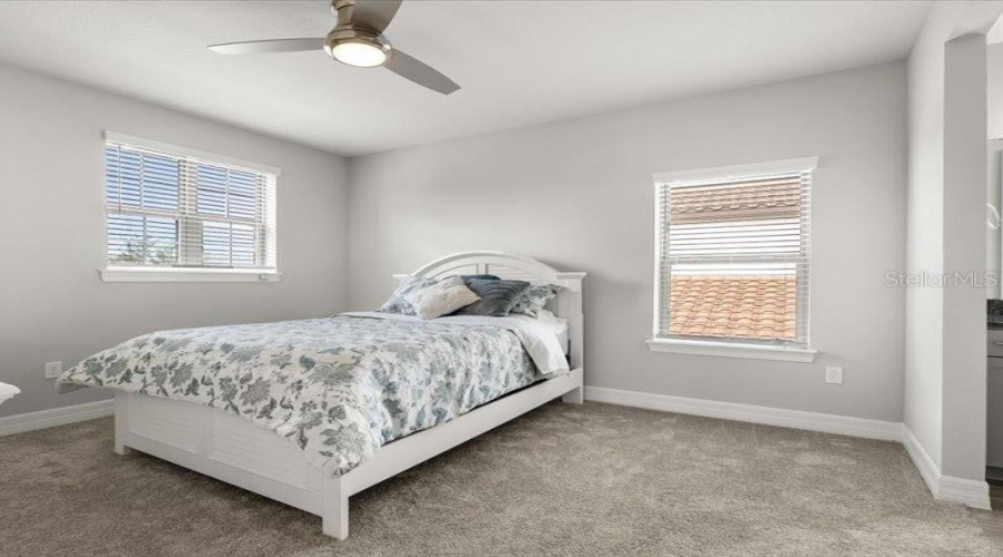 ORLANDO, Florida 32836, 5 Bedrooms Bedrooms, ,5 BathroomsBathrooms,Residential,For Sale,LEMON LAKE,0,MFRO6366645