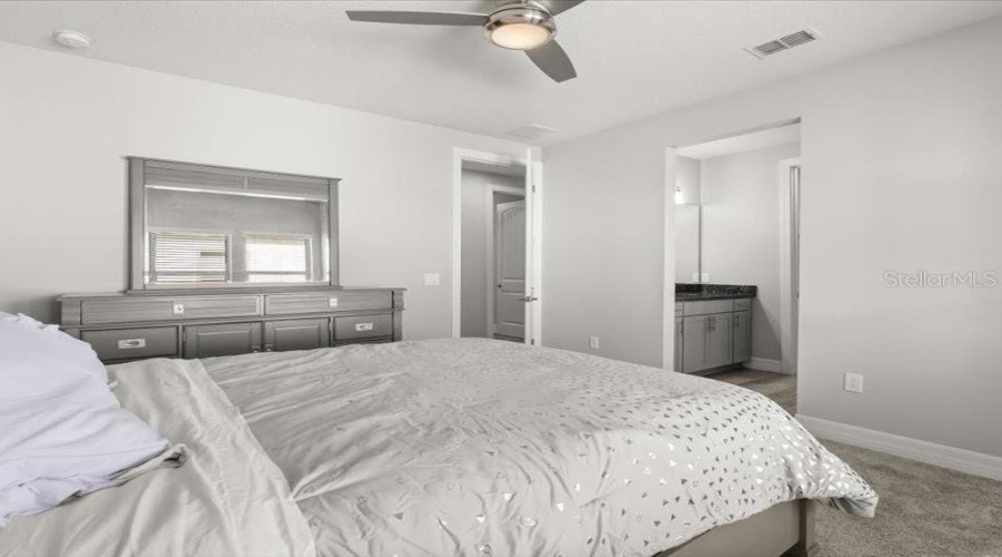 ORLANDO, Florida 32836, 5 Bedrooms Bedrooms, ,5 BathroomsBathrooms,Residential,For Sale,LEMON LAKE,0,MFRO6366645