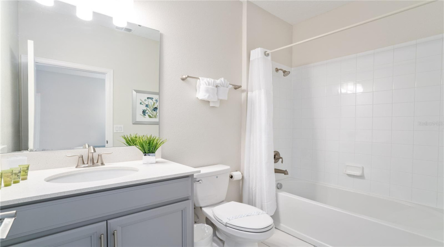 CHAMPIONS GATE, Florida 33896, 6 Bedrooms Bedrooms, ,6 BathroomsBathrooms,Residential,For Sale,MAIDSTONE,0,MFRO6366748