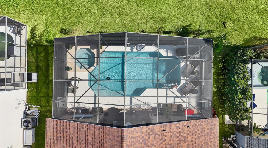 KISSIMMEE, Florida 34747, 6 Bedrooms Bedrooms, ,4 BathroomsBathrooms,Residential,For Sale,YELLOW CRANE,0,MFRO6366571