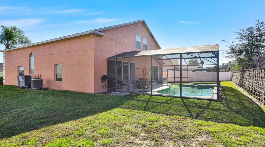 DAVENPORT, Florida 33837, 5 Bedrooms Bedrooms, ,3 BathroomsBathrooms,Residential,For Sale,VIZCAY,0,MFRS5138958